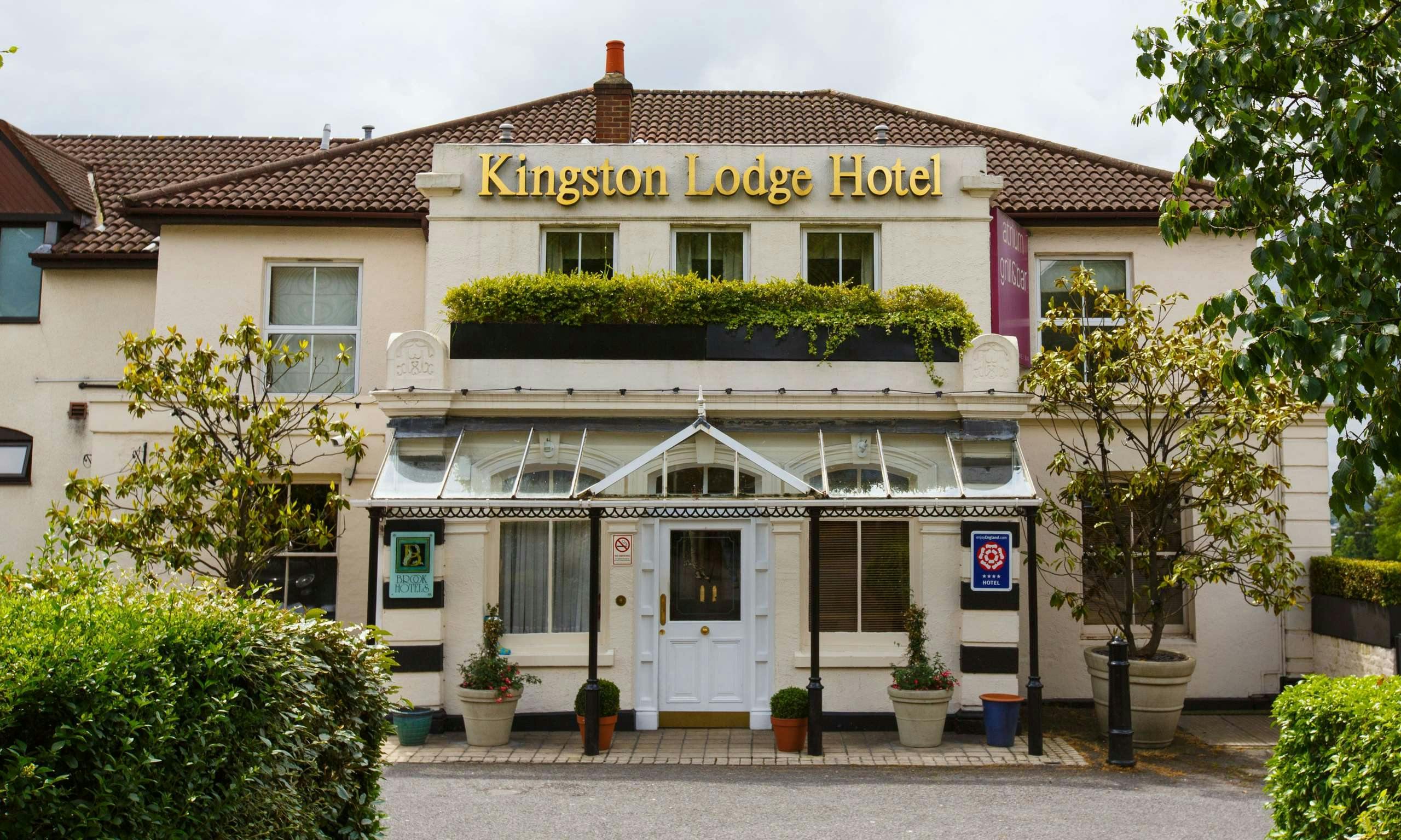 Brook Kingston Lodge Hotel