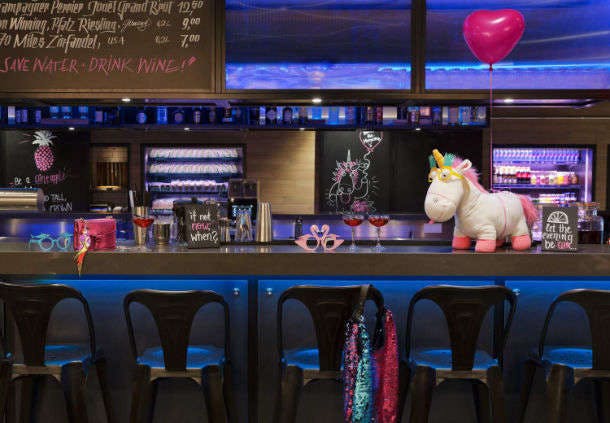 Hotel MOXY Stuttgart Airport/Messe photo 1