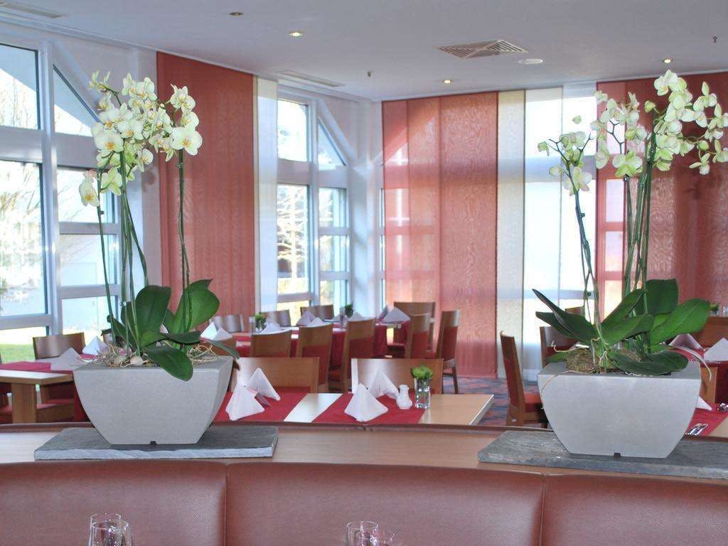 Hotel H+ Hotel Wiesbaden Niedernhausen photo 2