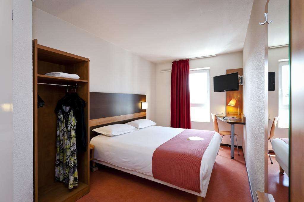 Hotel Premiere Classe Lyon Centre - Gare Part Dieu photo 2