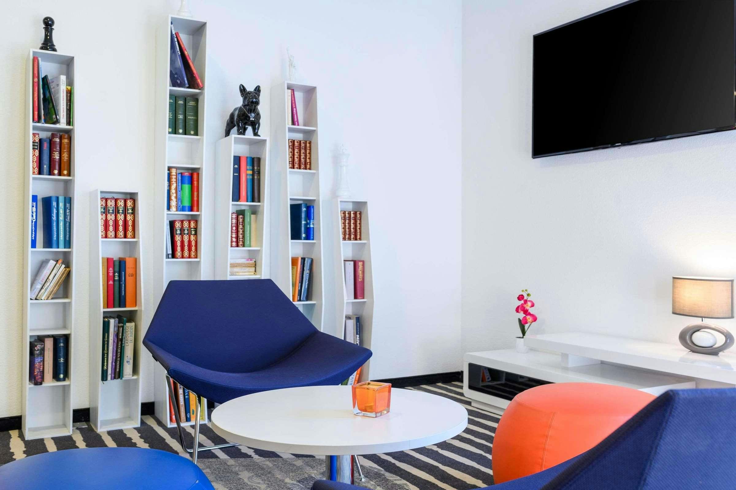 Hotel Comfort Hotel Expo Colmar photo 3