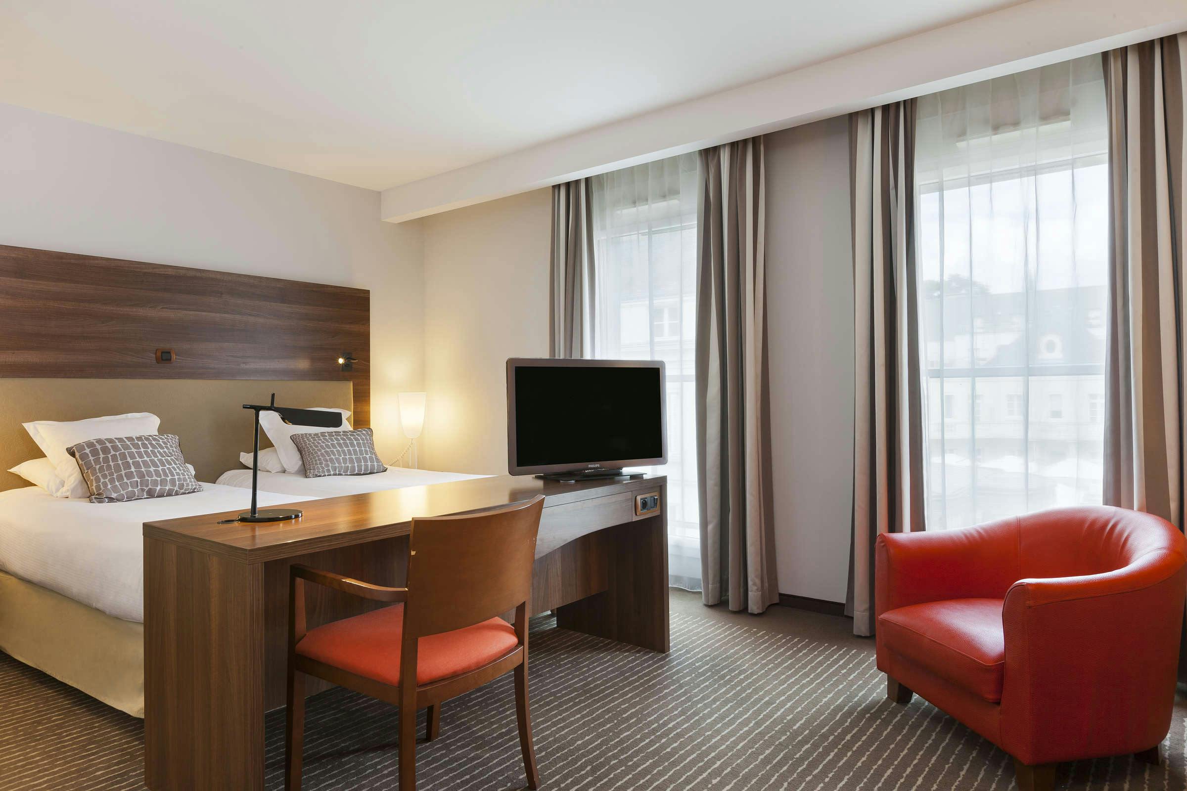 Hotel Clarion Hotel Château Belmont Tours photo 2