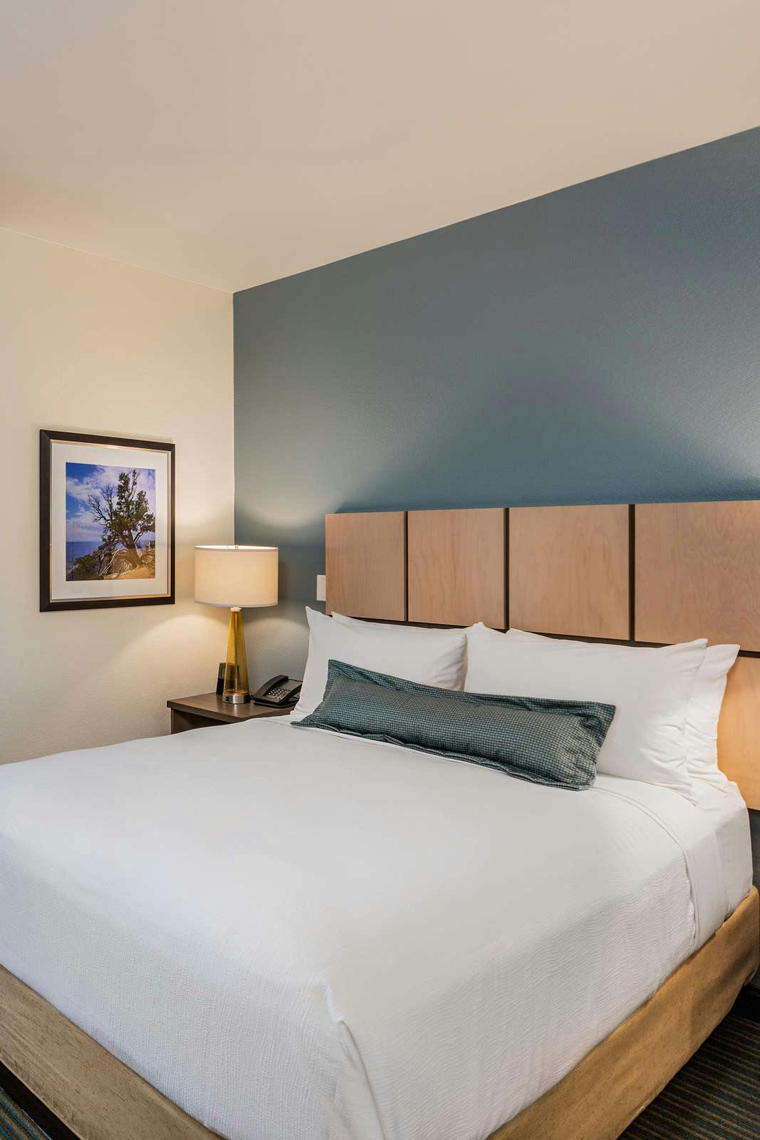 Hotel Candlewood Suites Anaheim - Resort Area photo 2