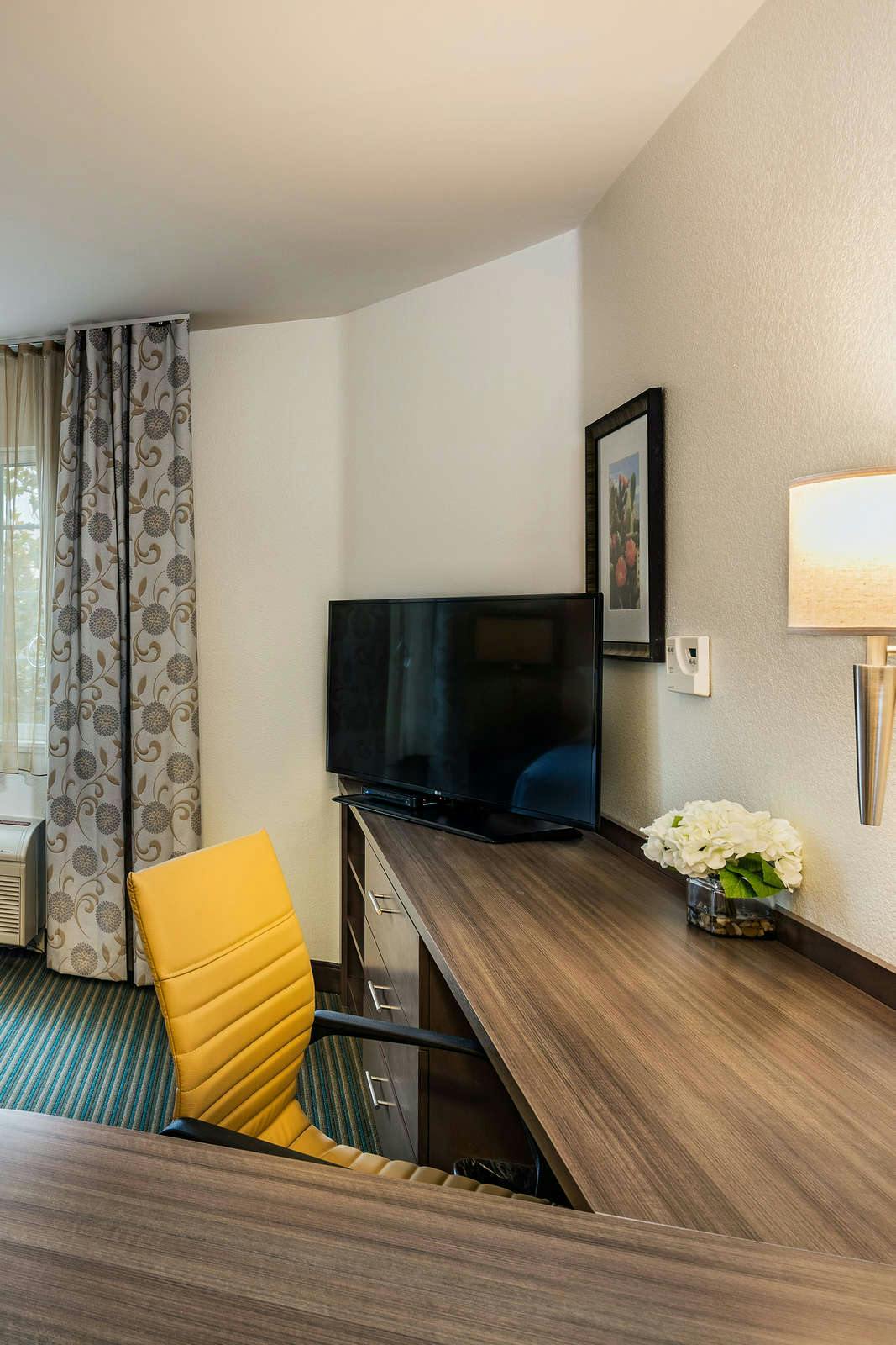 Hotel Candlewood Suites Anaheim - Resort Area photo 5