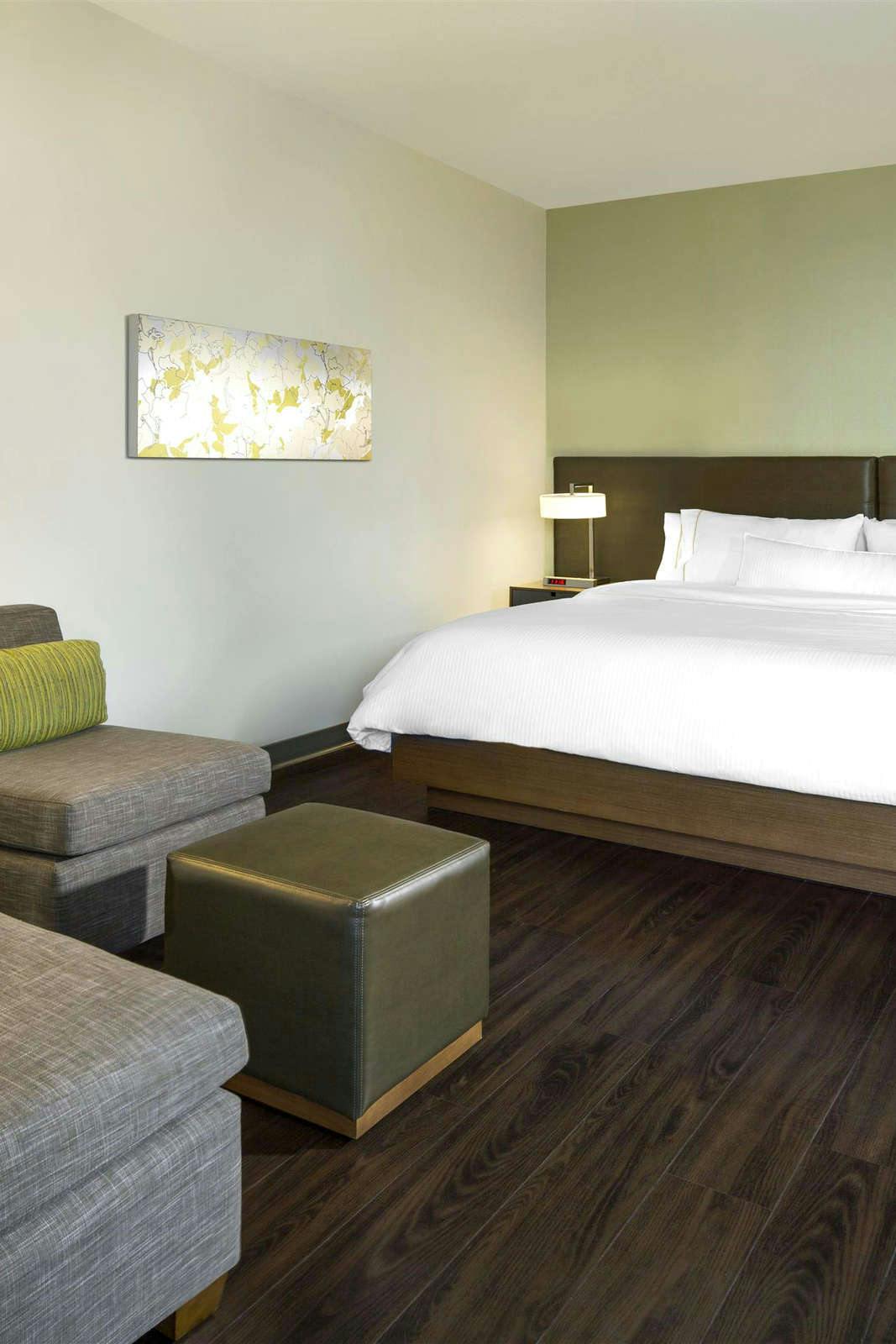 Hotel Element Vancouver Metrotown photo 2