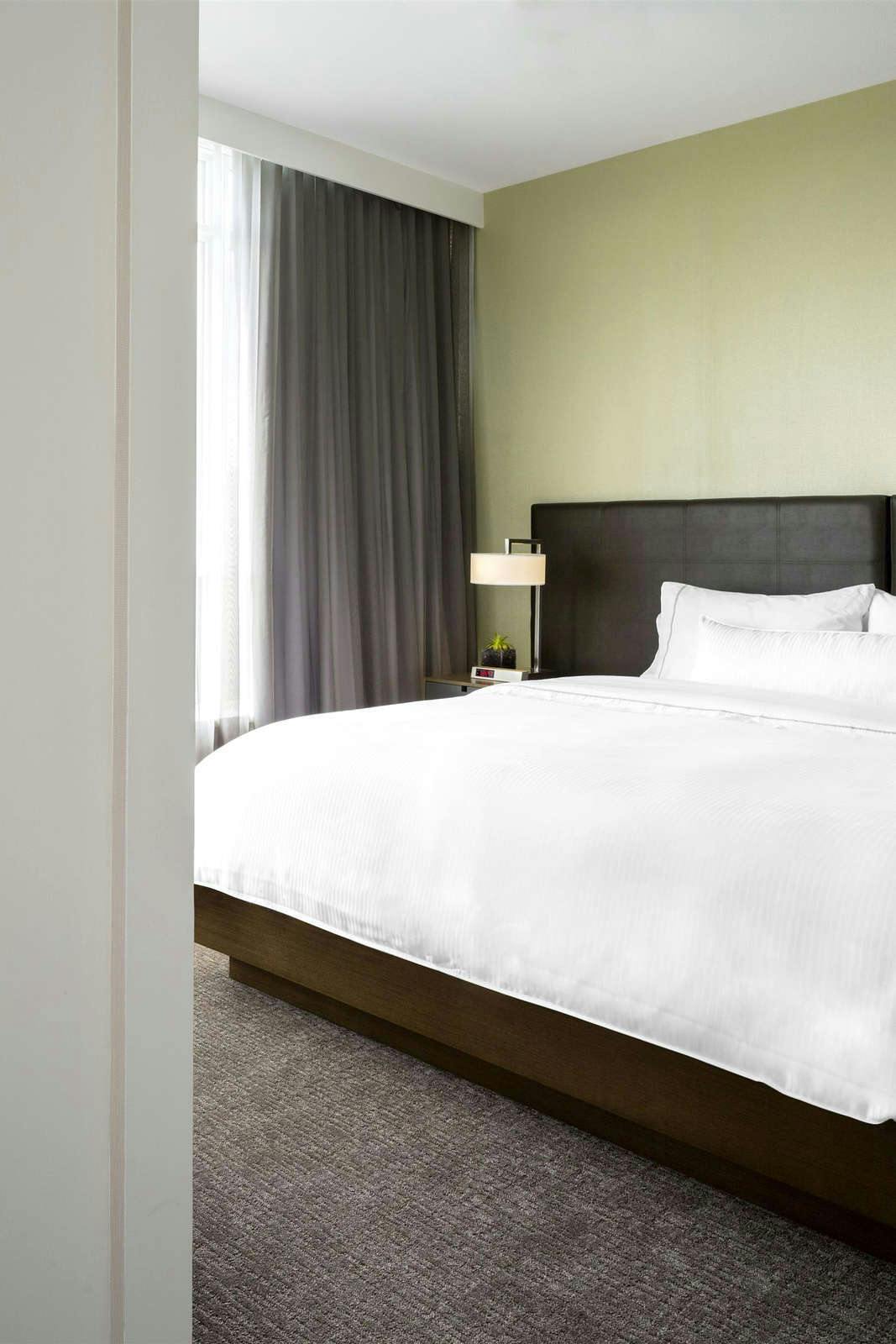 Hotel Element Vancouver Metrotown photo 3