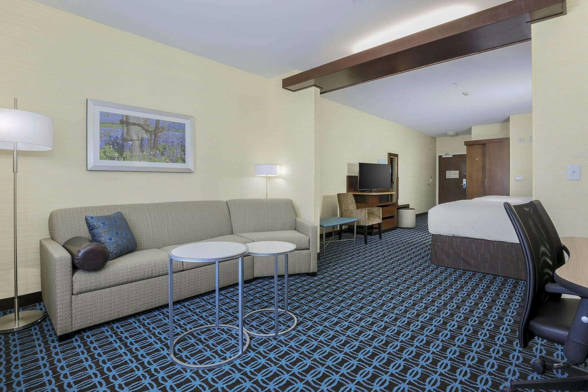 Hotel Fairfield Inn & Suites by Marriott Decatur at Decatur Conference Cente photo 4