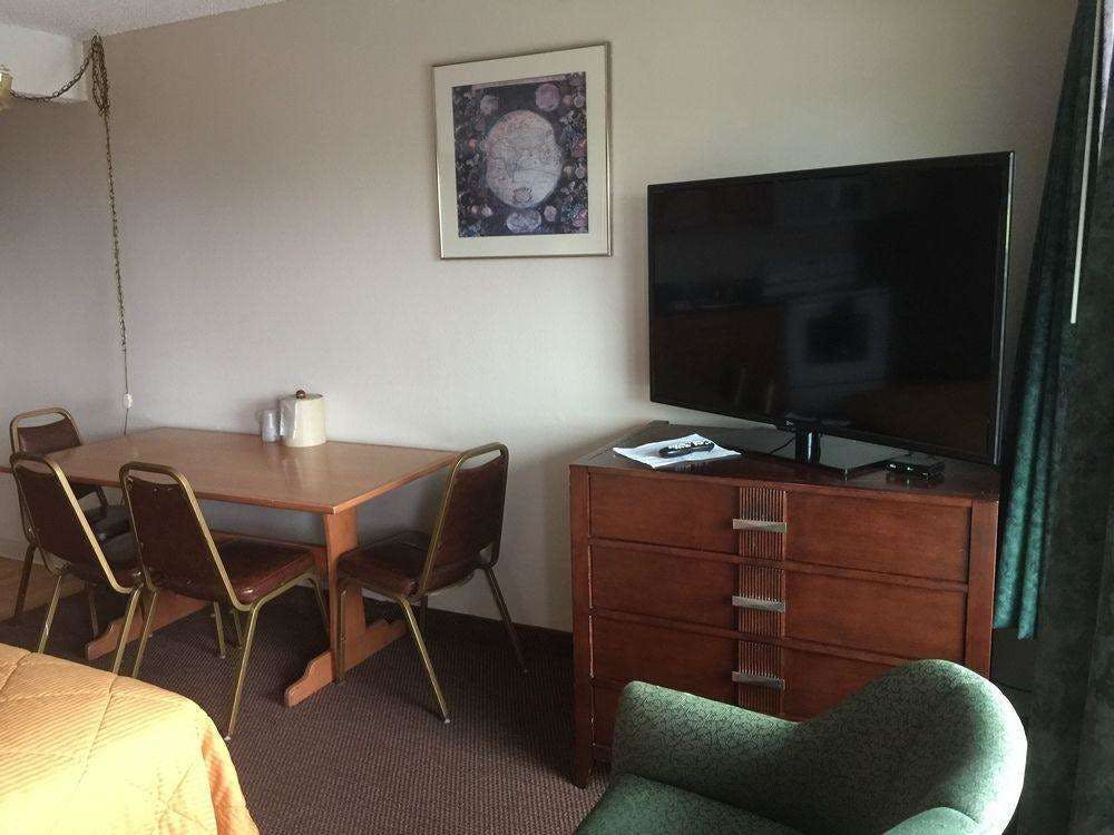 Hotel Astoria Rivershore Motel photo 1