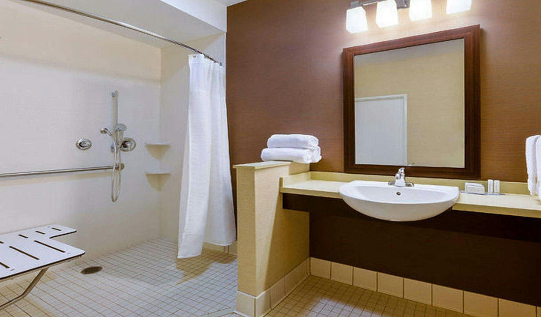 Hotel Fairfield Inn and Suites Riverside Corona/Norco photo 2