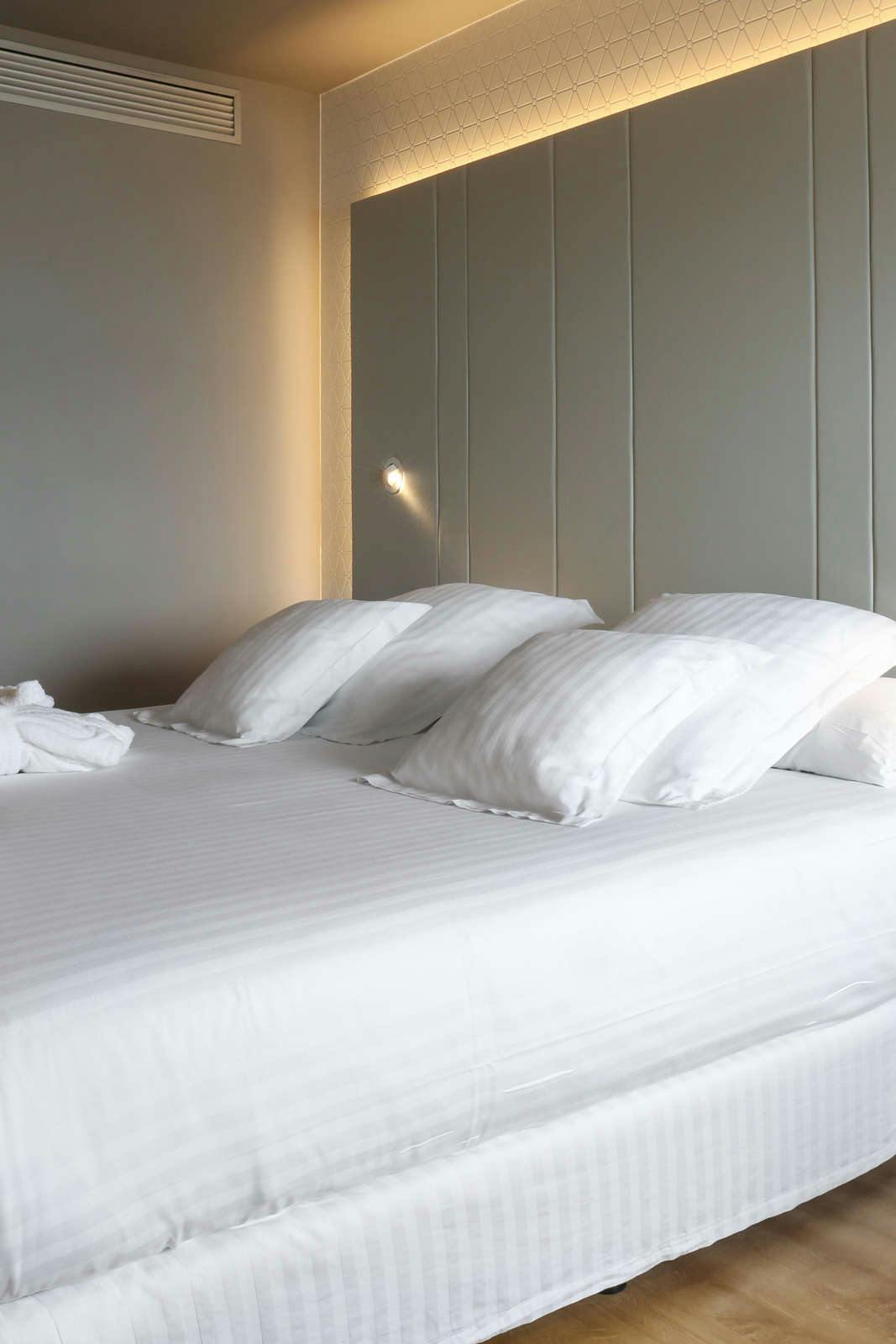 Hotel Occidental Atenea Mar - Adults Only photo 5