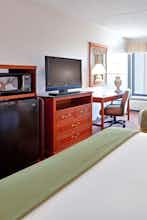 Hotel Holiday Inn Express Hotel & Suites Allentown Dorney Park photo 5