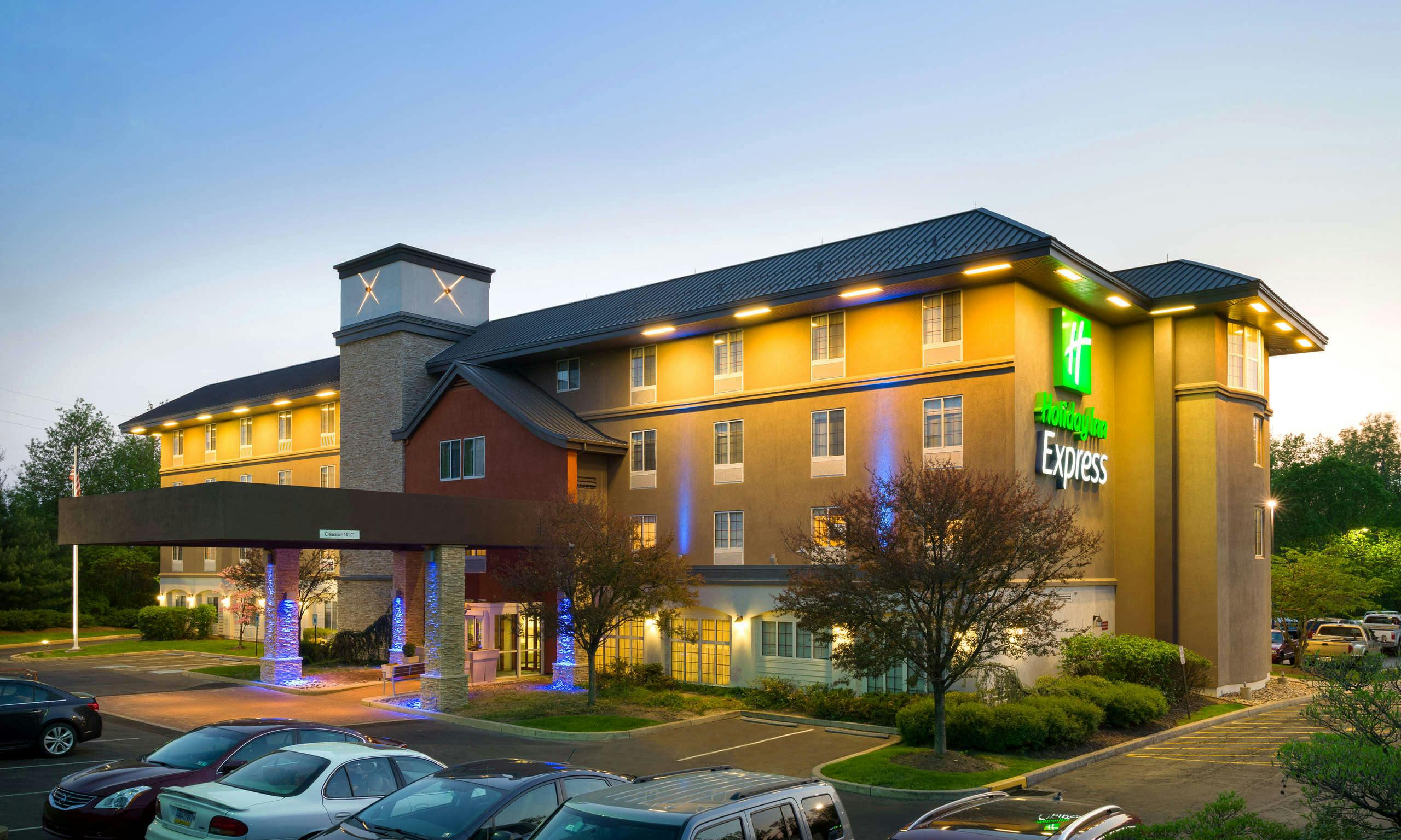 Holiday Inn Express Langhorn