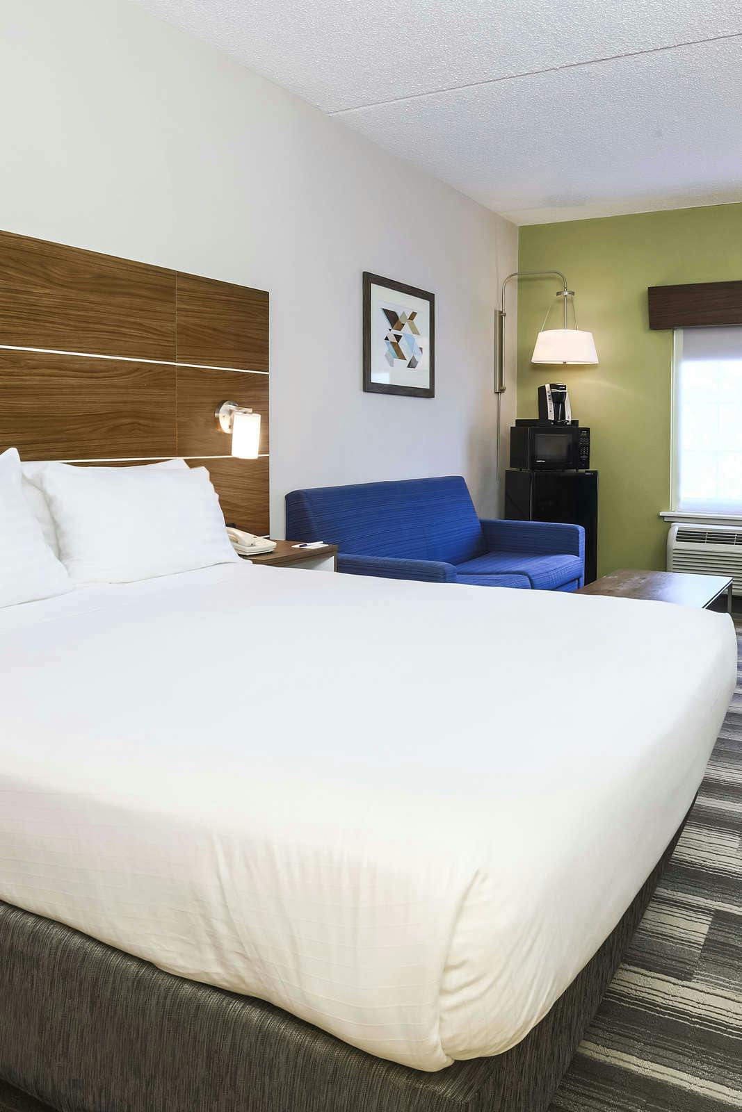 Hotel Holiday Inn Express Langhorn photo 3