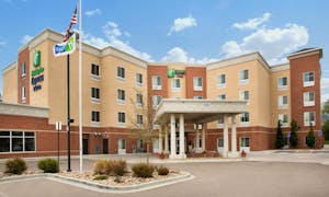 Holiday Inn Express Hotel & Suites Thornton