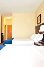 Hotel Holiday Inn Express Hotel & Suites Waukegan photo 5