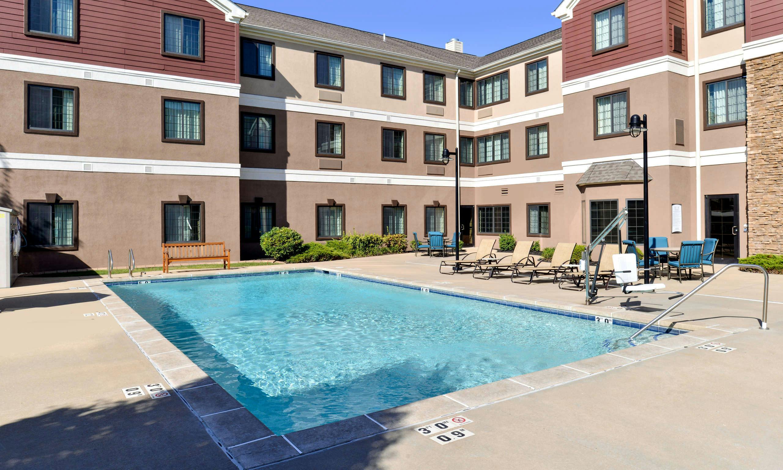 Staybridge Suites Ofallon Chesterfield