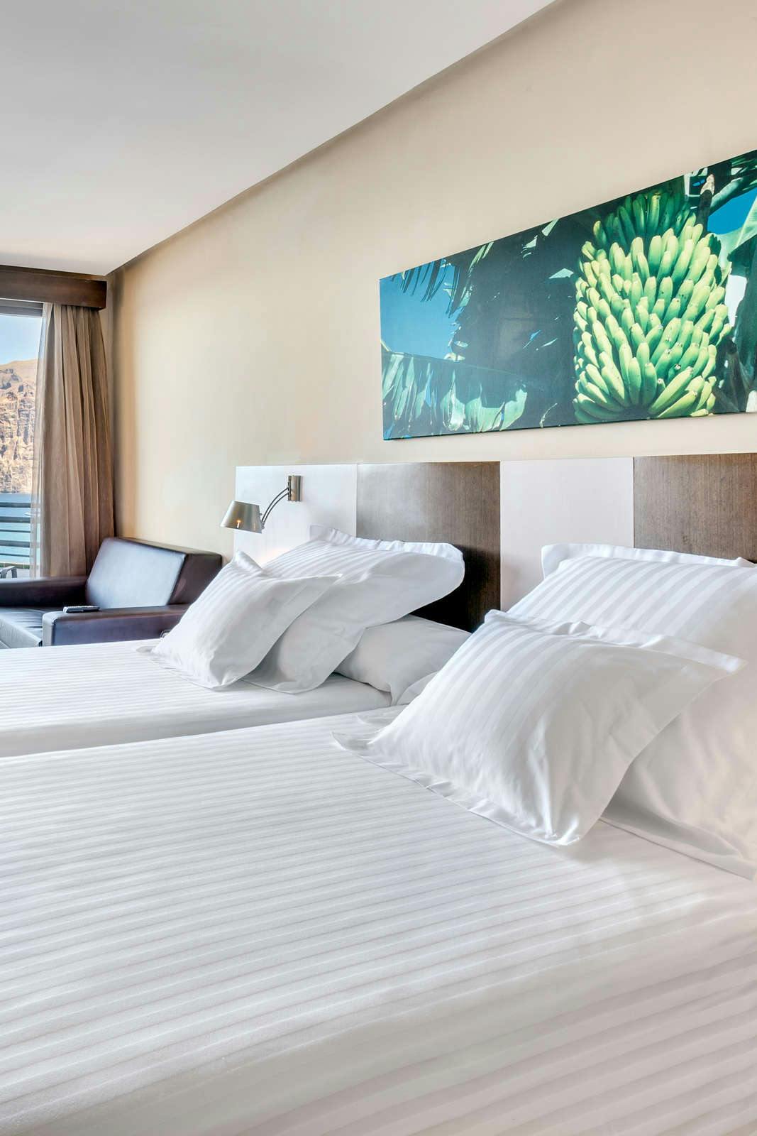 Hotel Barceló Santiago photo 4