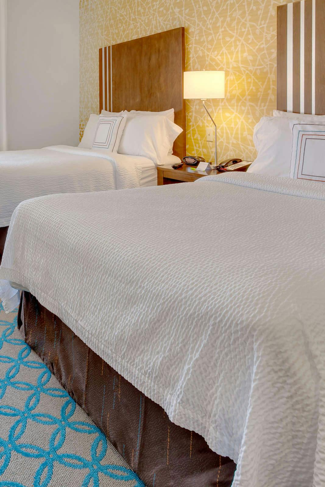 Hotel Fairfield Inn & Suites photo 2