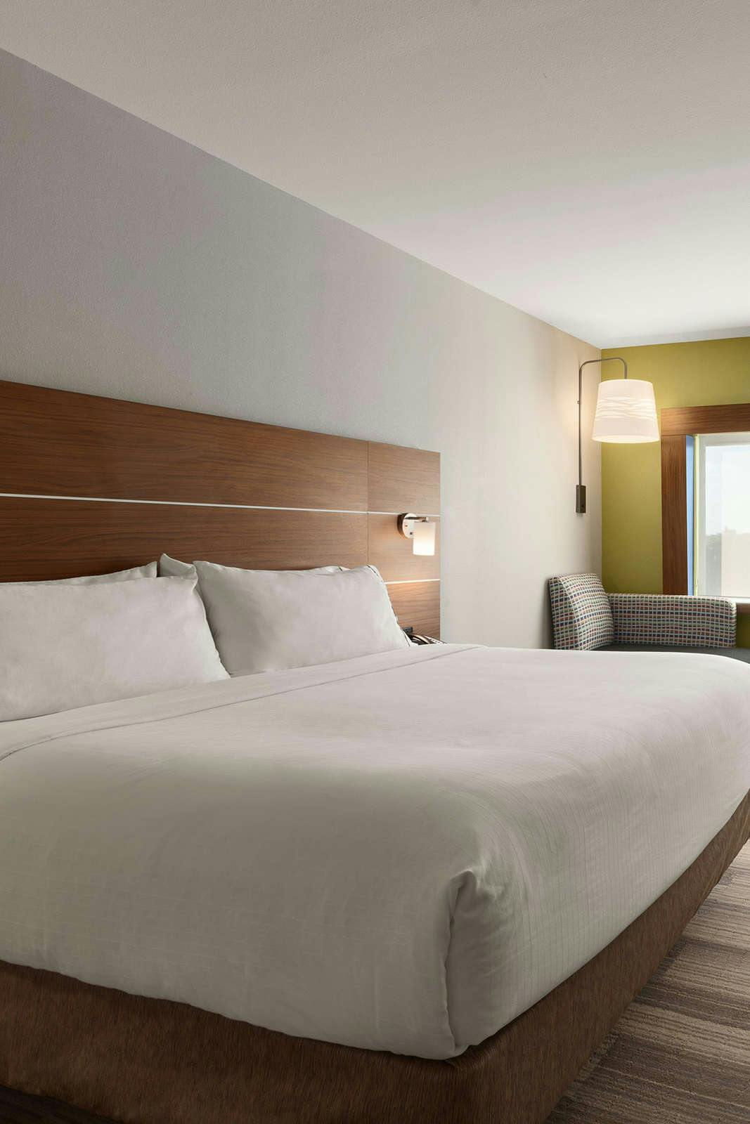 Hotel Holiday Inn Express & Suites Edinburg Mcallen Area photo 2