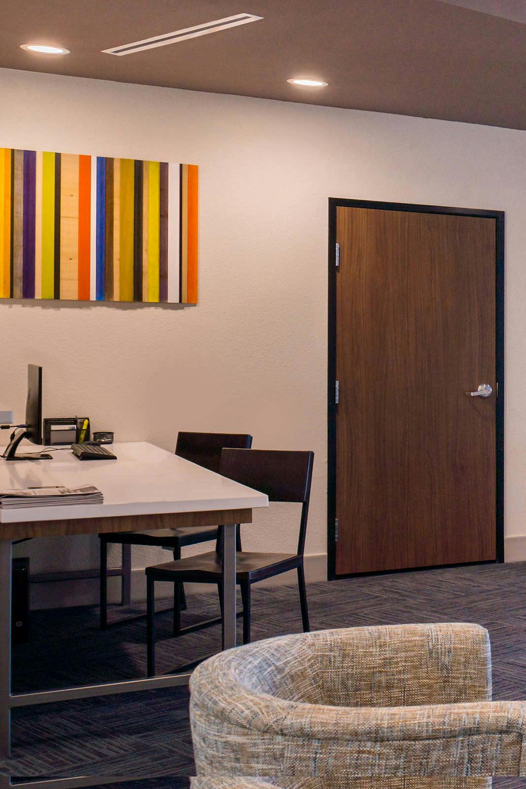 Hotel Holiday Inn Express & Suites Fort Worth West photo 5