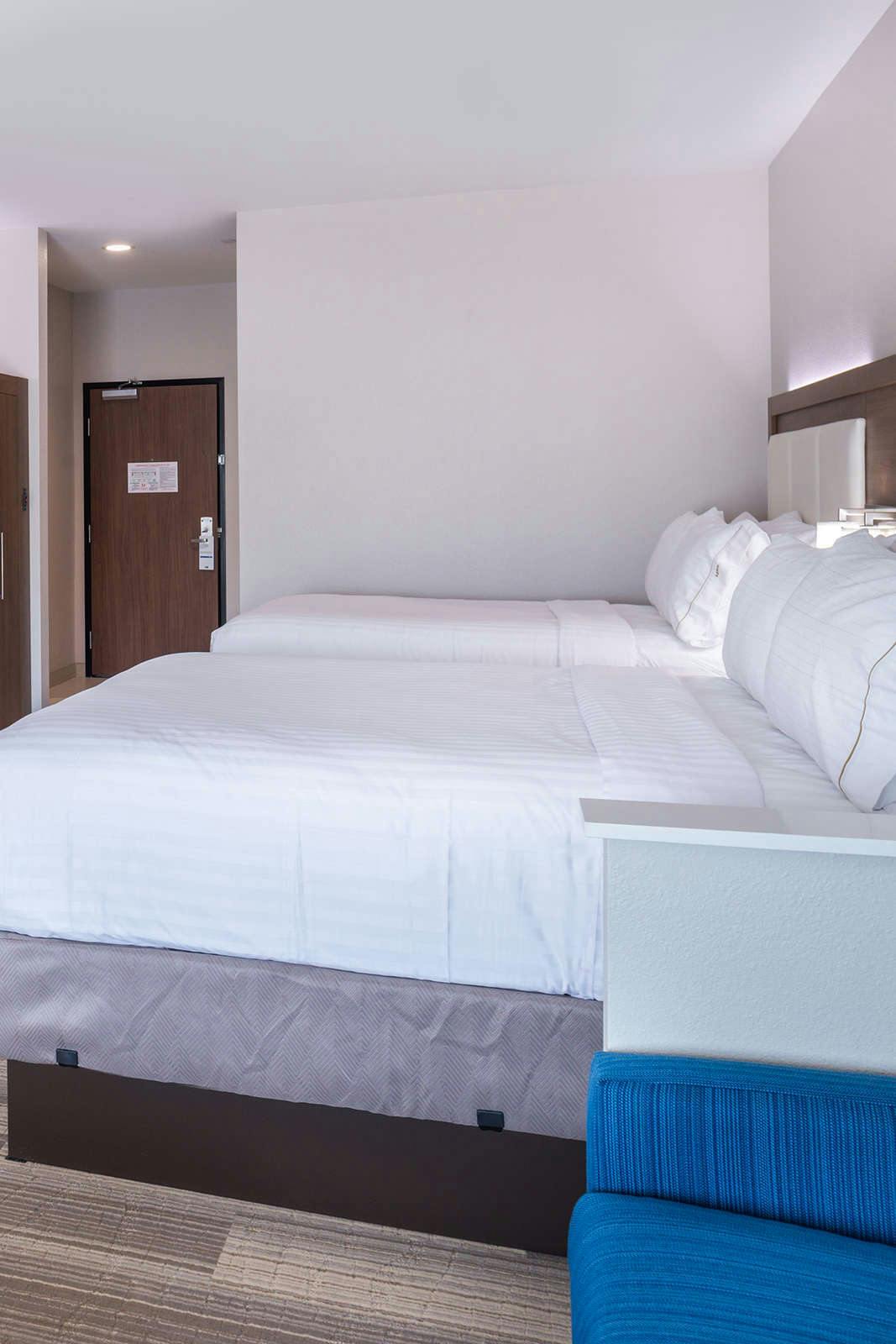 Hotel Holiday Inn Express & Suites Fort Worth West photo 2