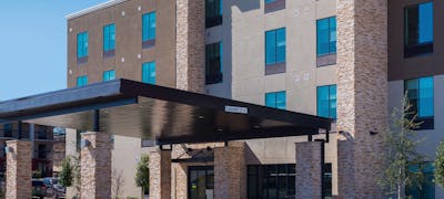 Holiday Inn Express & Suites Fort Worth West