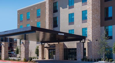 Holiday Inn Express & Suites Fort Worth West