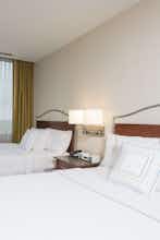 Hotel Springhill Suites Chicago O'Hare photo 2
