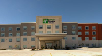 Holiday Inn Express & Suites Litchfield West