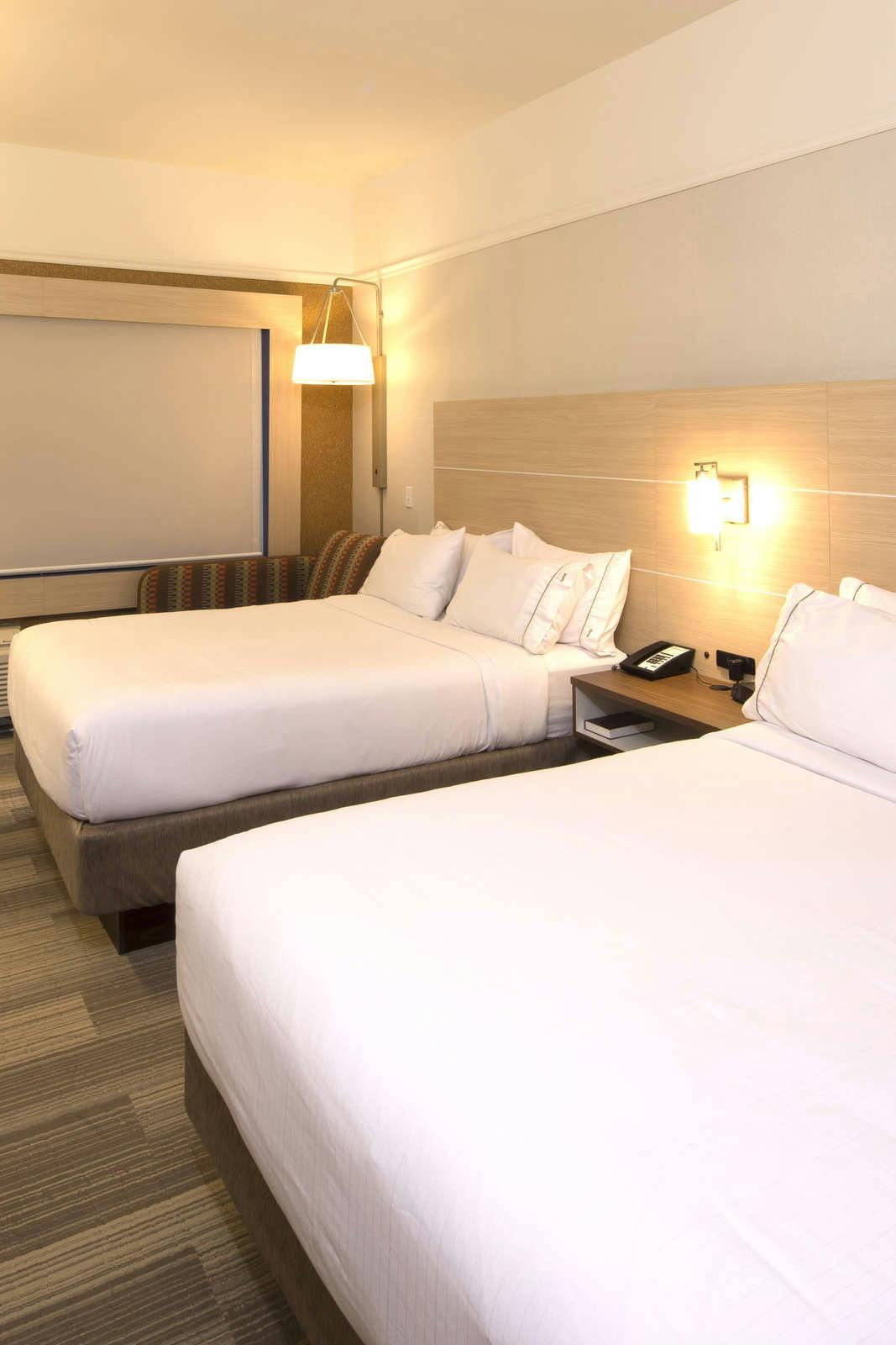 Hotel Holiday Inn Express & Suites Monroe photo 3