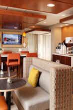 Hotel Holiday Inn Express & Suites Omaha South Ralston Arena photo 1