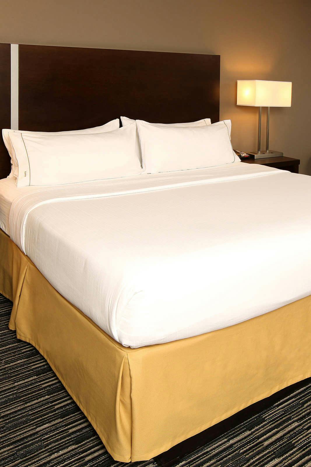 Hotel Holiday Inn Express & Suites Omaha South Ralston Arena photo 3