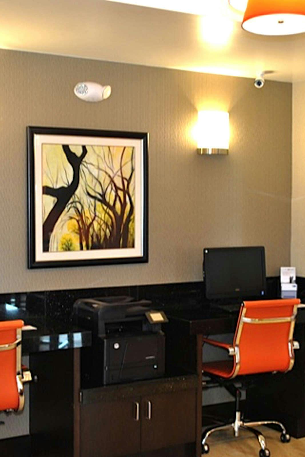 Hotel Holiday Inn Express Salem photo 5