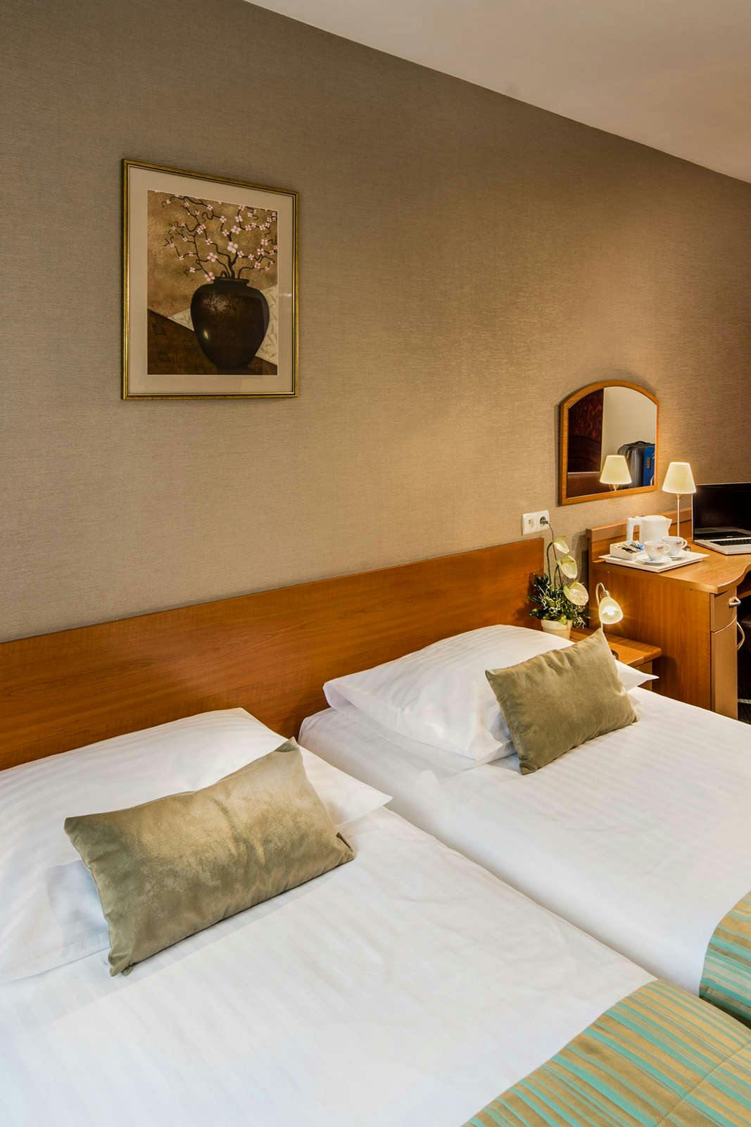 Hotel Best Western Hotel Galicya photo 4