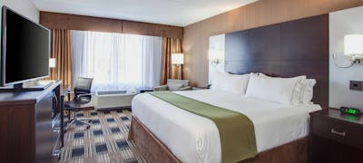 Holiday Inn Express & Suites Ottawa East Orleans