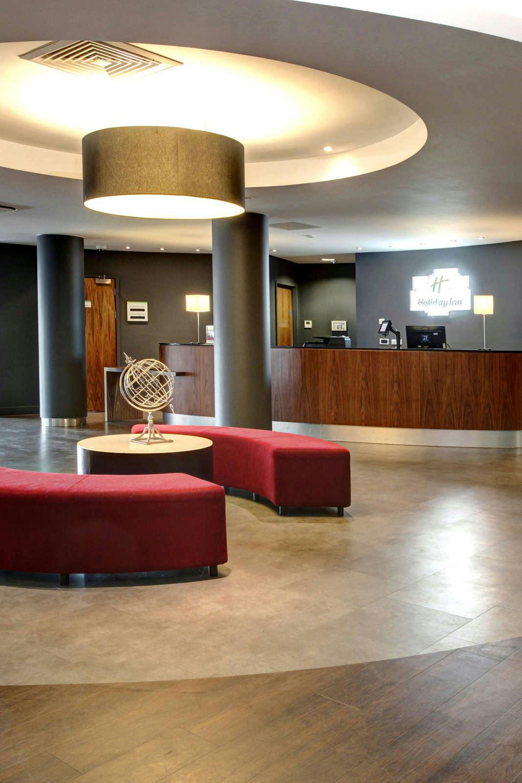 Hotel Holiday Inn London Luton Airport photo 1