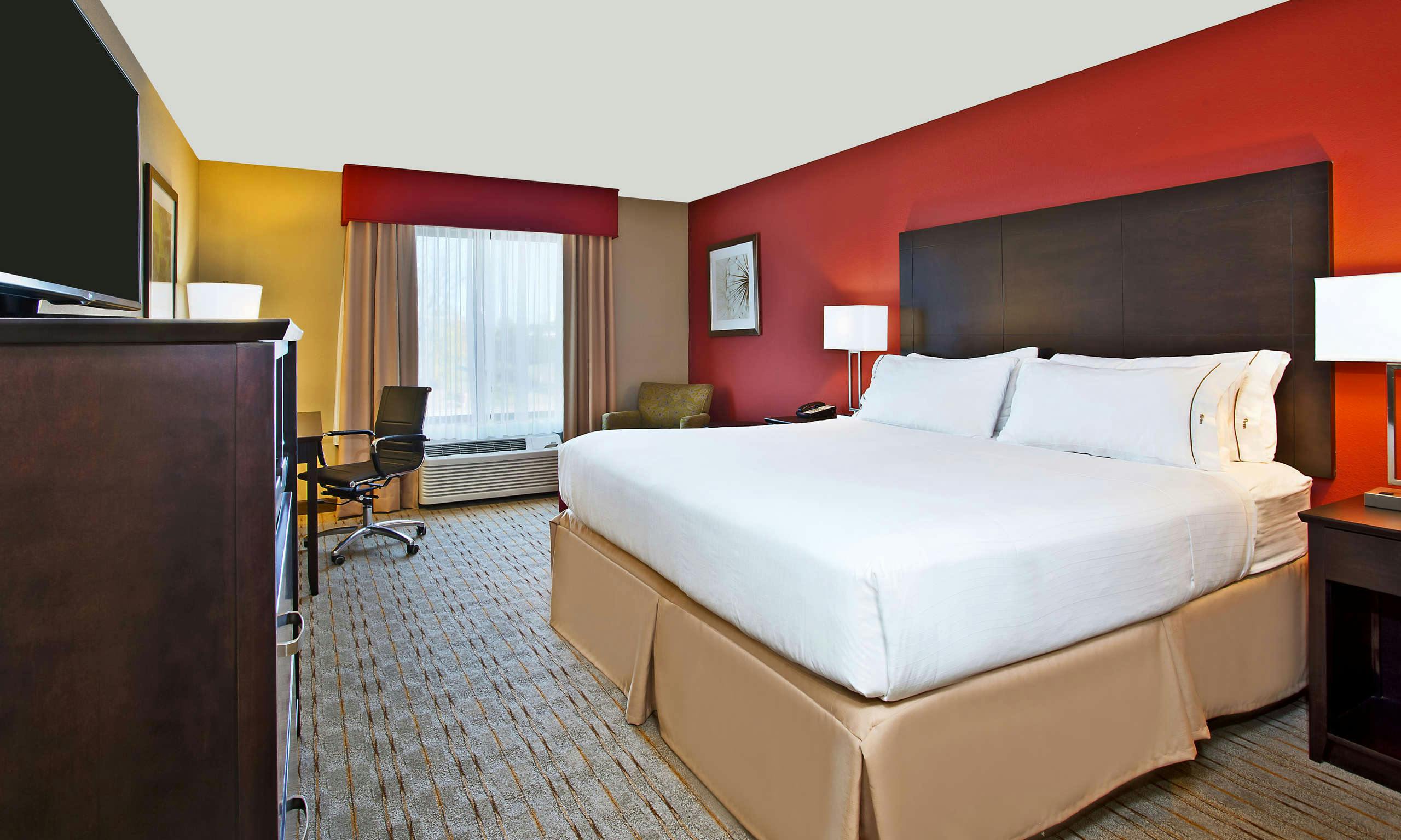 Holiday Inn Express & Suites Springfield Dayton Area