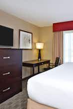 Hotel Holiday Inn Express & Suites Springfield Dayton Area photo 4