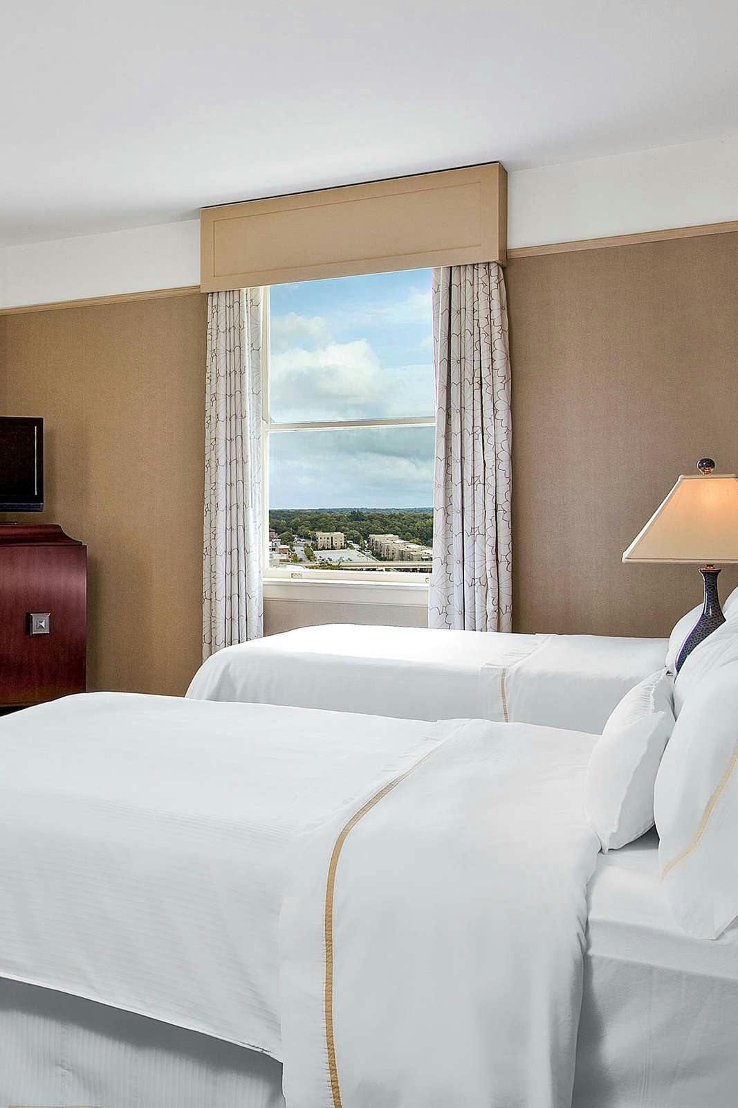 Hotel The Westin Poinsett Greenville photo 2