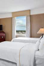 Hotel The Westin Poinsett Greenville photo 2