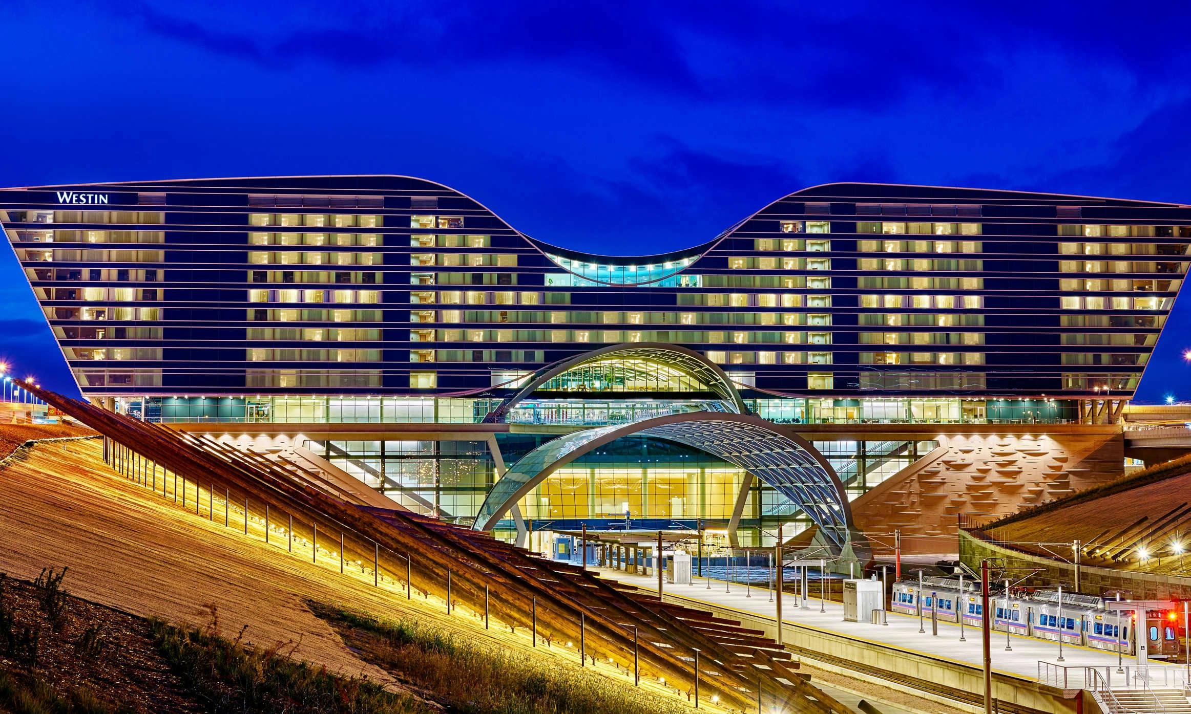 Hotel The Westin Denver International Airport photo 1