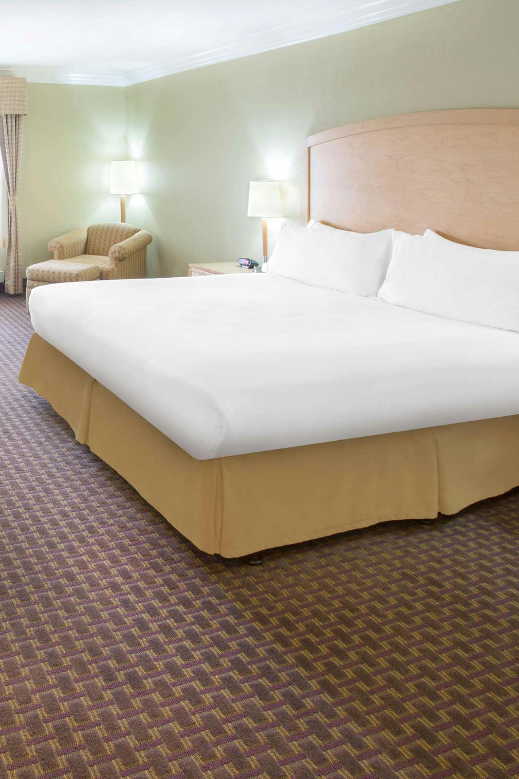 Hotel Holiday Inn Express Hotel & Suites Vacaville photo 1