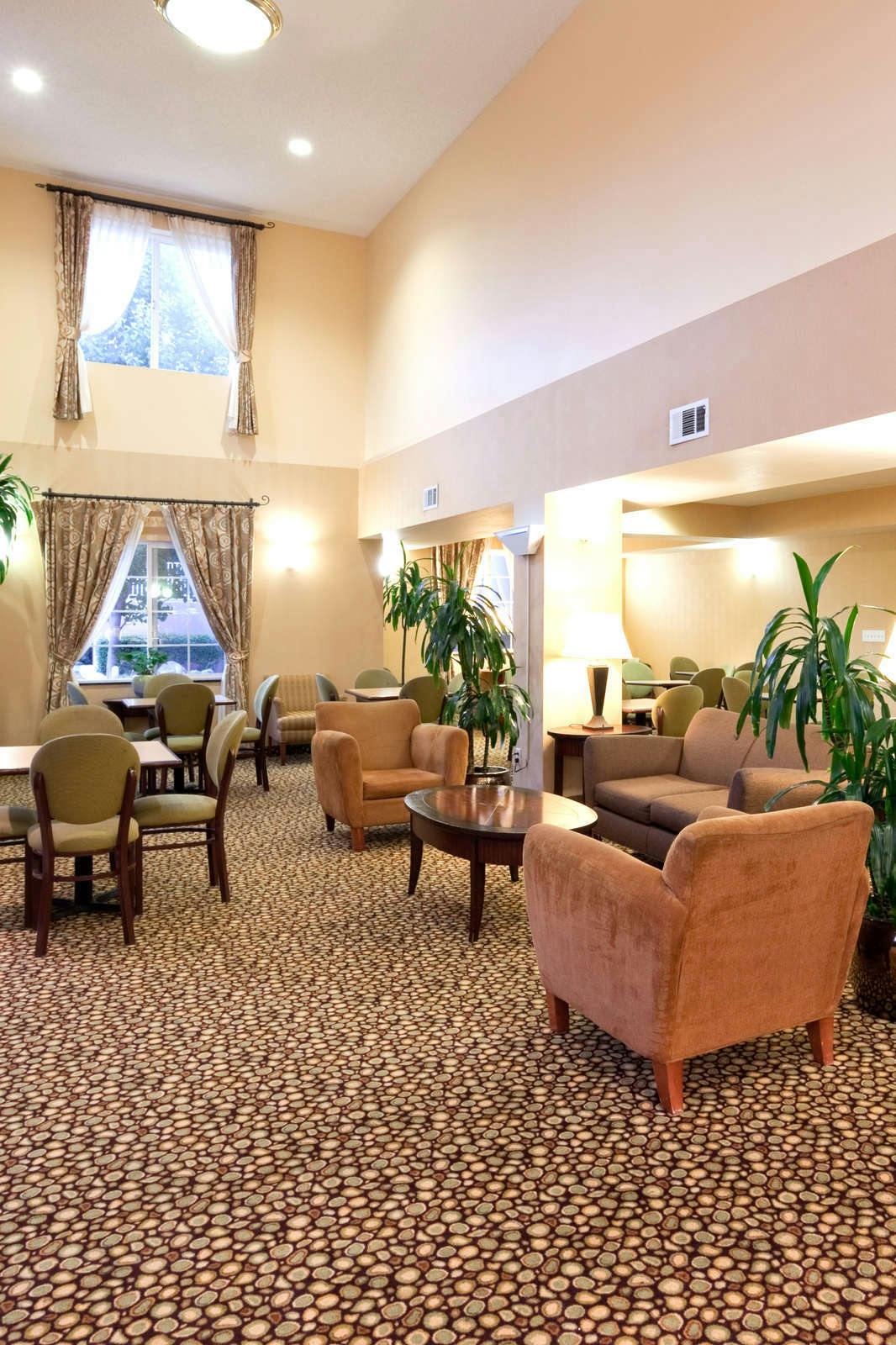 Hotel Holiday Inn Express Hotel & Suites Livermore photo 4