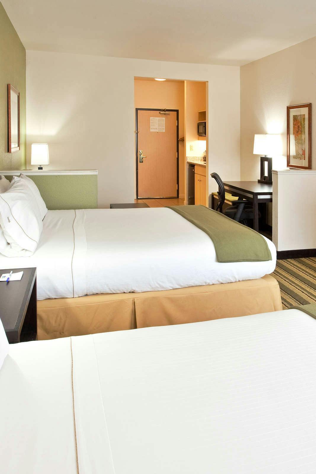 Hotel Holiday Inn Express Berkeley photo 2