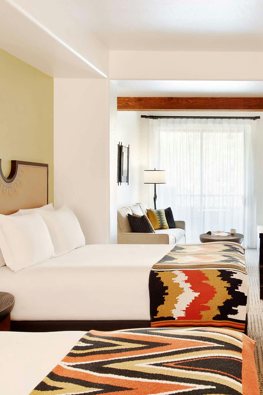 Hotel Enchantment photo 2