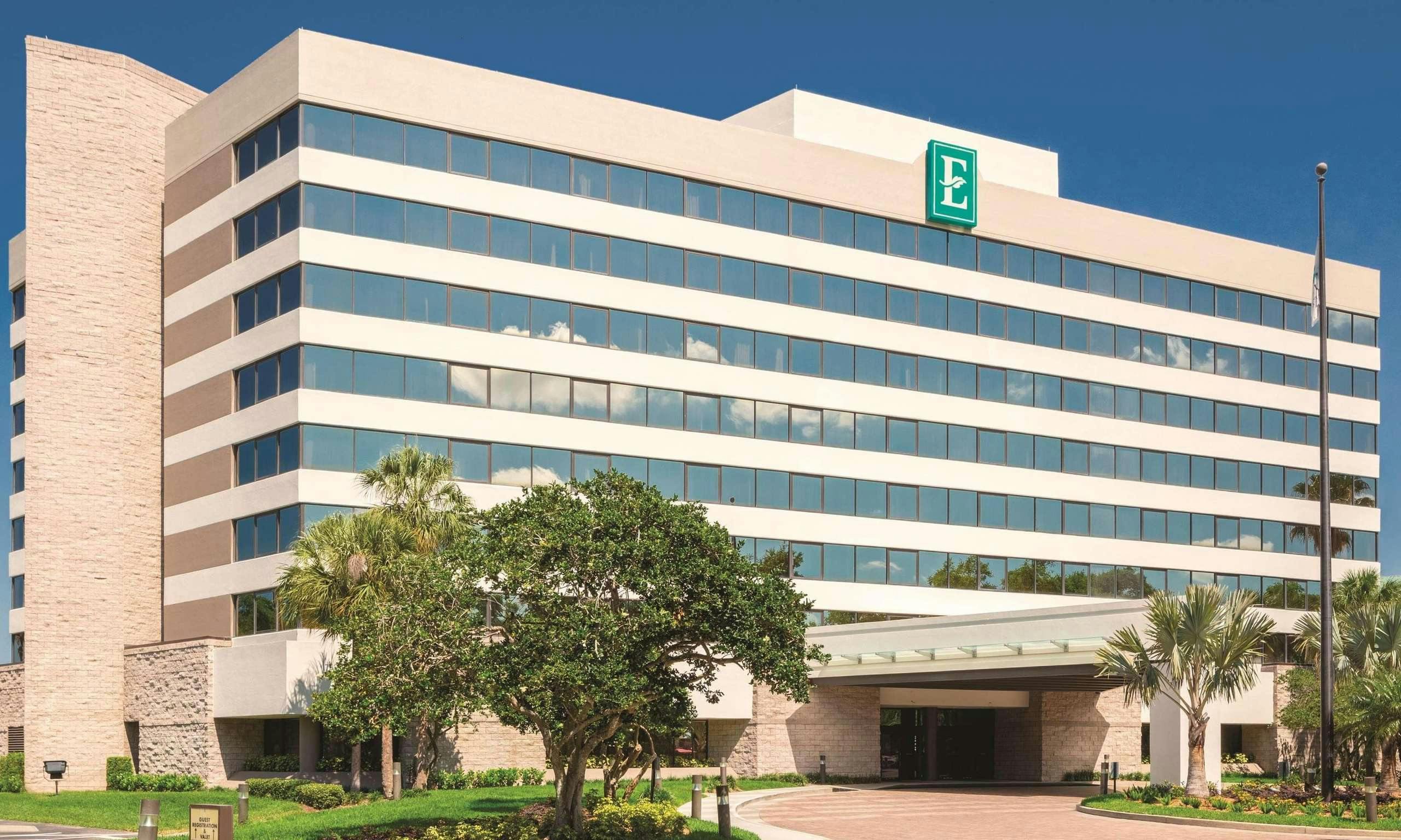 Embassy Suites by Hilton Orlando International Drive ICON Park