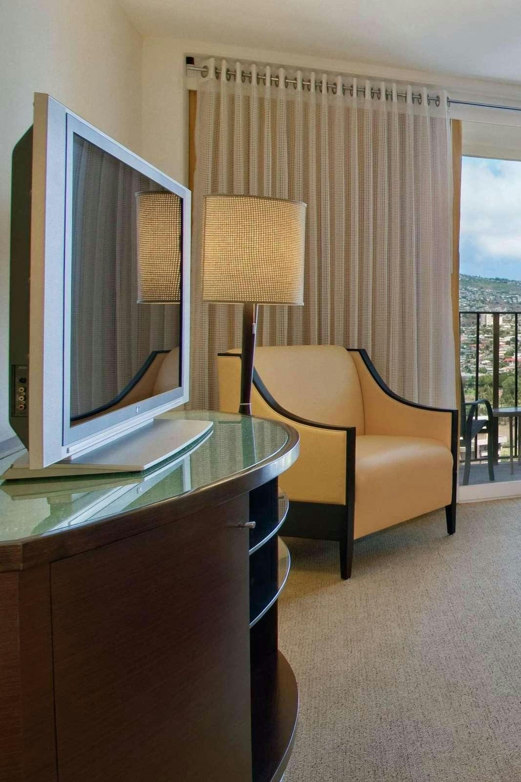 Hotel Hilton Waikiki Beach Resort & Spa photo 5