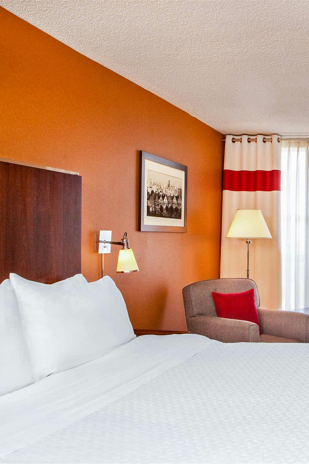 Hotel Four Points by Sheraton San Francisco Bay Bridge photo 1