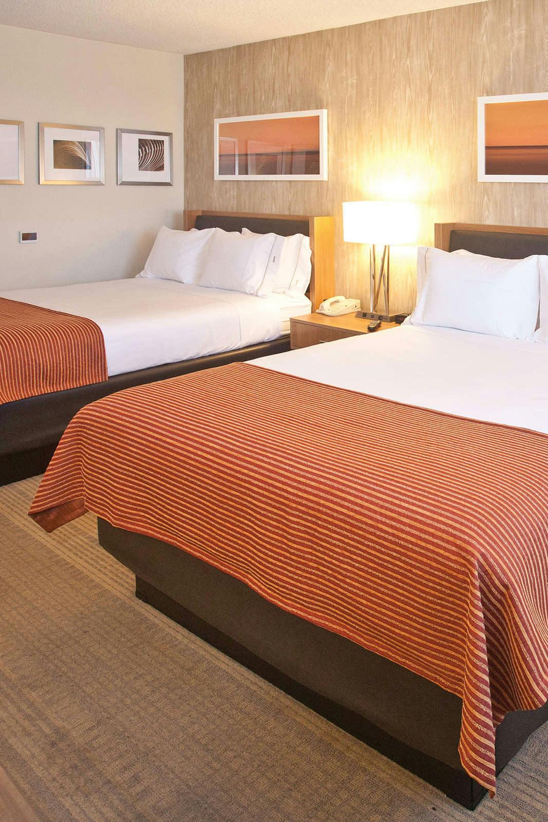 Hotel Holiday Inn Express SFO South photo 2