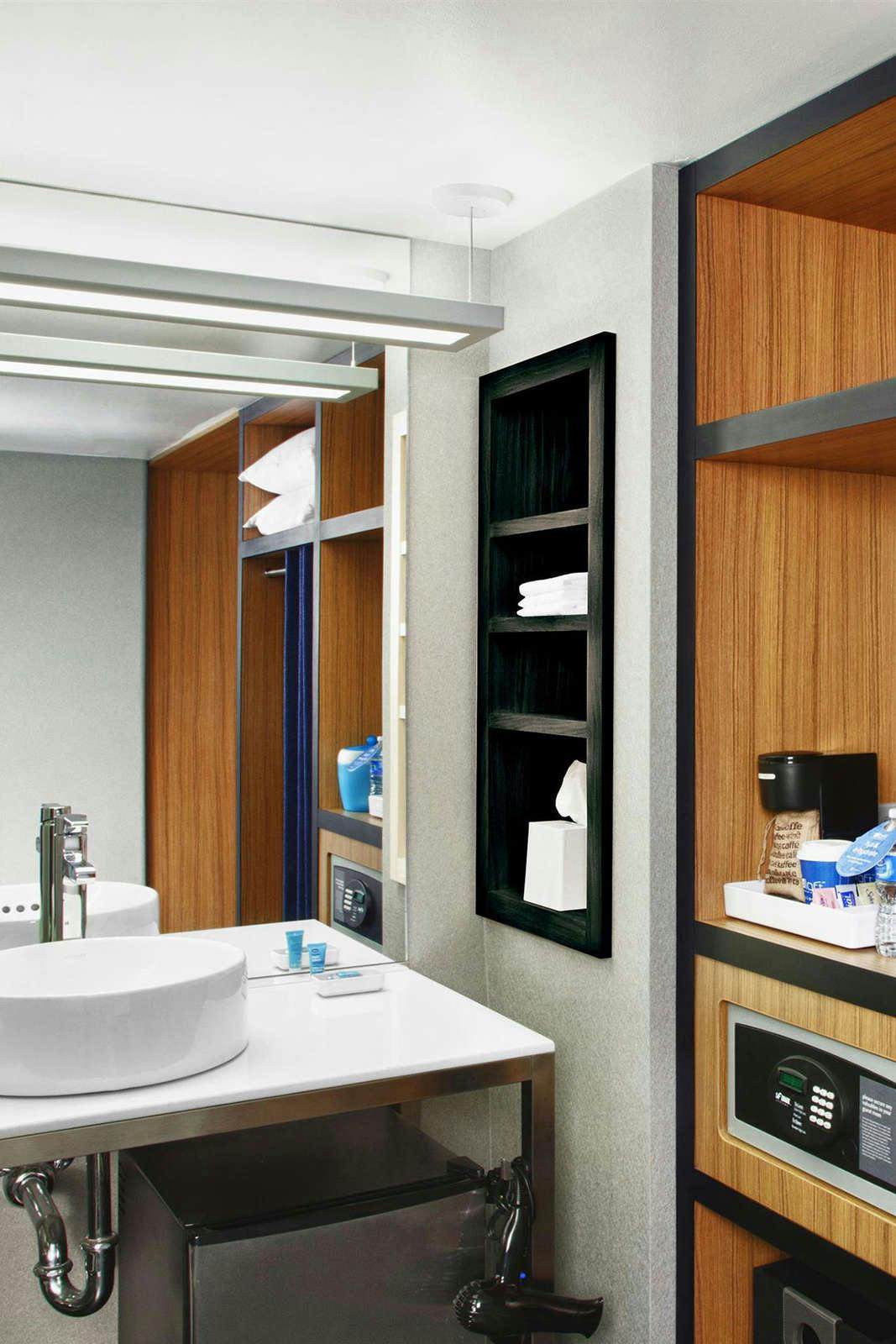 Hotel Aloft San Francisco Airport photo 4